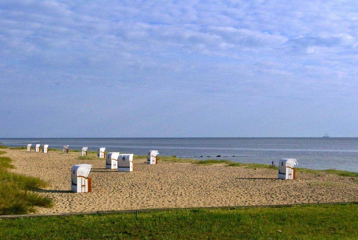 Hohenkirchen  Tallskog - Dein Apartment Am Naturstrand Hohen Wieschendorf מראה חיצוני תמונה